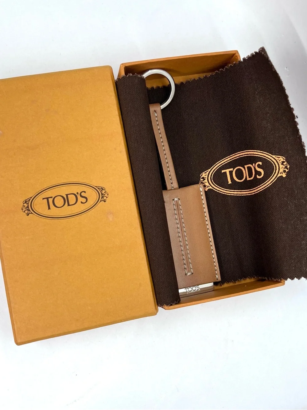 Tod’s Leather Keychain Mirror Travel Compact Tan w/ Branded Box & Cloth Italy